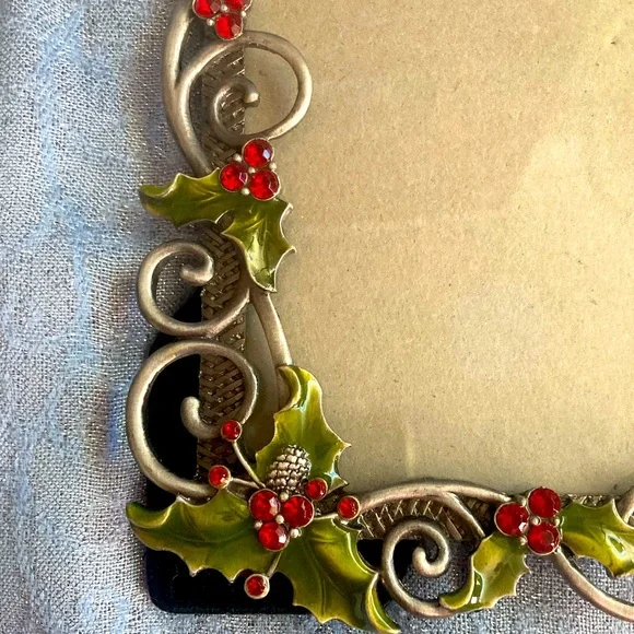Festive Enamel Cast Metal 5x7 Picture Frame Silver With Green & Red - Picture 6 of 9